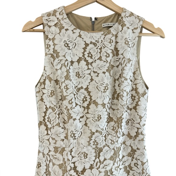 Alice & Olivia Leann Lace mini dress - Picture 5 of 12